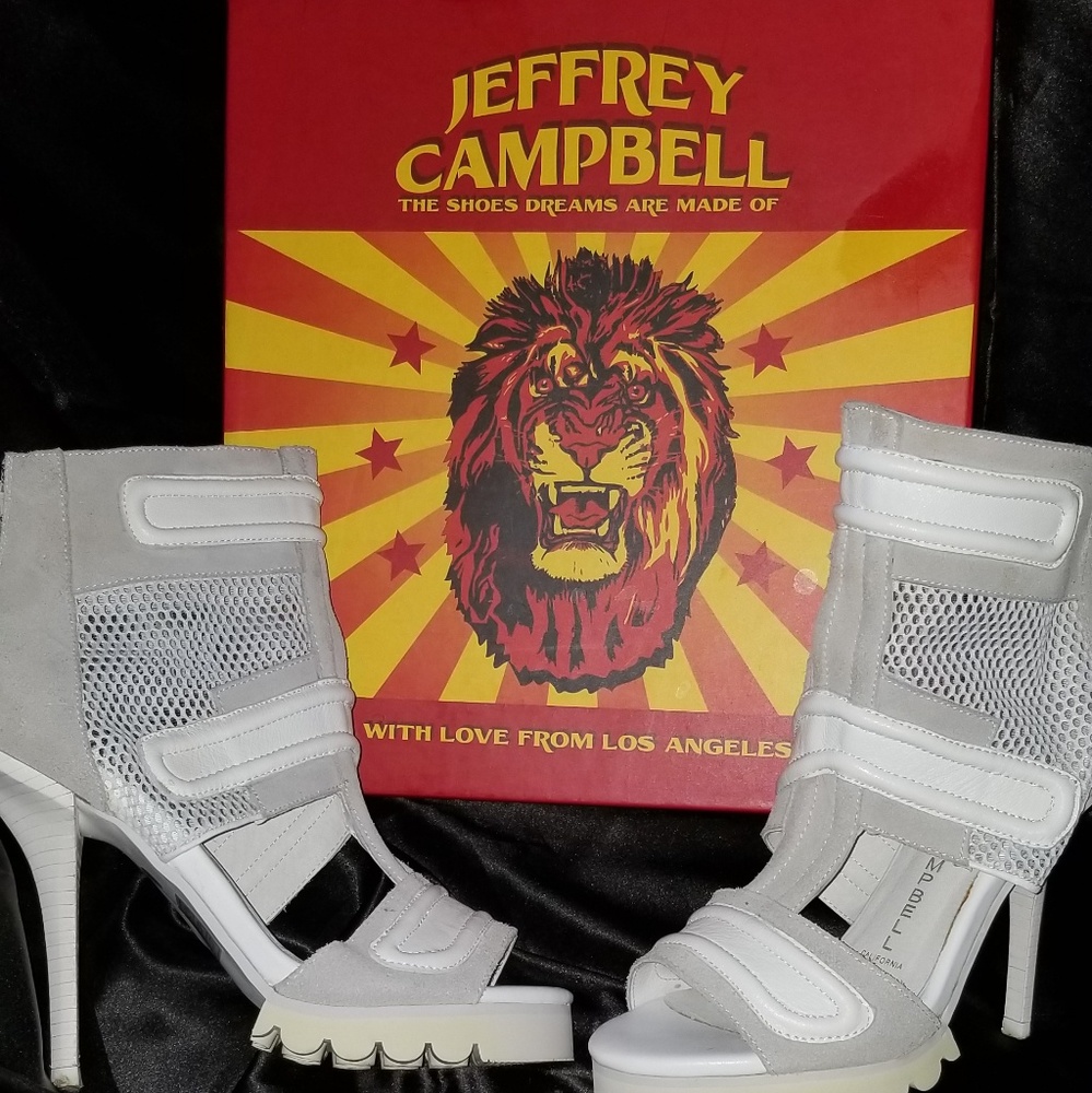 Mint condition Jeffrey Campbell peep toe boot  8